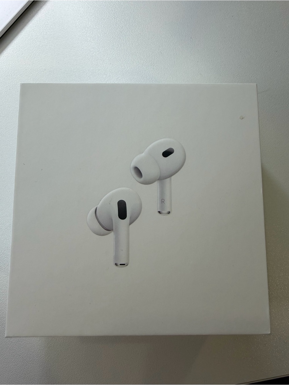 Apple Airpods Pro 2nd Generation MagSafe + Box and accessories - Picture 8 of 15